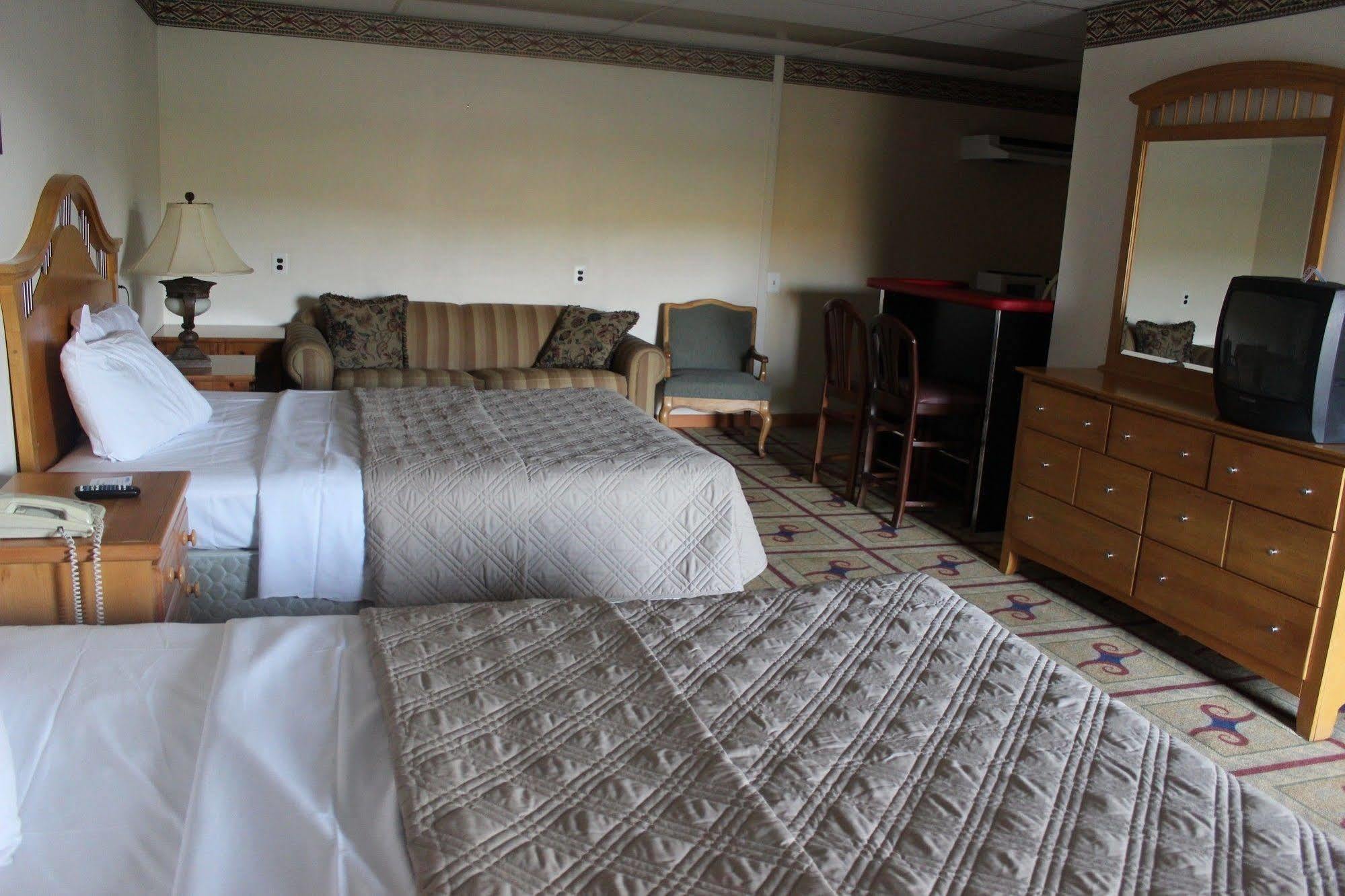 Berkshire Travel Lodge Canaan Exterior foto